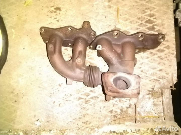 Запчасти от двигателя Мазда сх-7