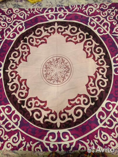 Платок из хлопка новый 115/115 см