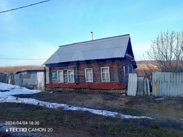 Дом 30 м² на участке 5 сот.