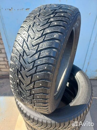 Nokian Tyres Hakkapeliitta 8 SUV 235/55 R19