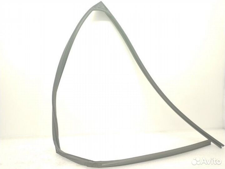 Уплотнитель стекла двери задний левый Chery Tiggo