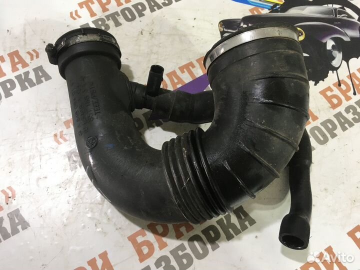 Мерседес E-Класс Патрубок турбины