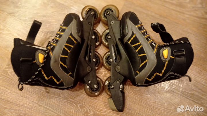 Роликовые коньки