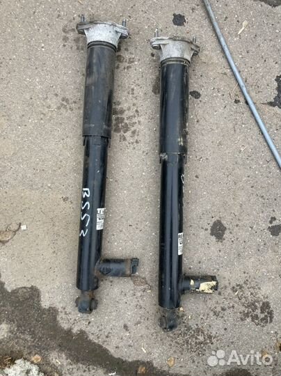 Амортизатор задний W212 пневма