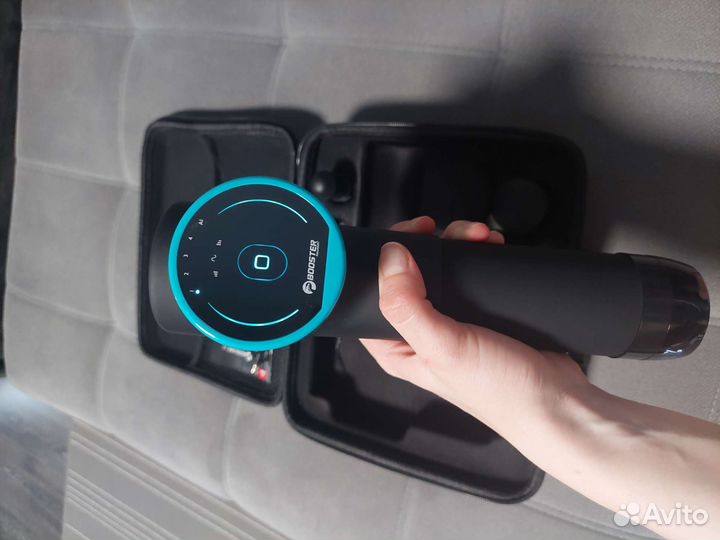 Профессиональный массажер перкусионный booster