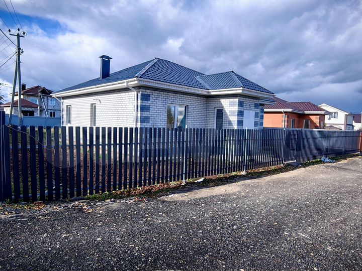 Дом 105 м² на участке 6,5 сот.