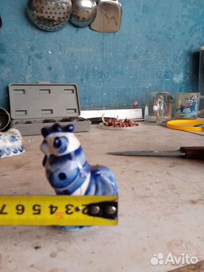 Статуэтка фарфор