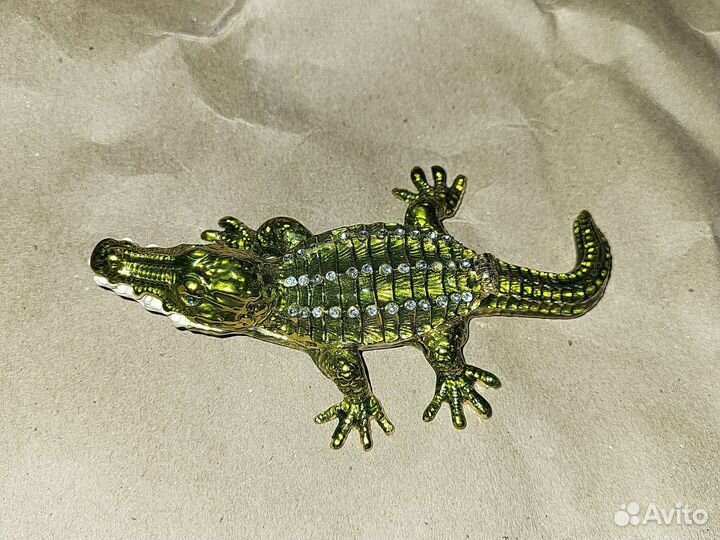 Шкатулка крокодил