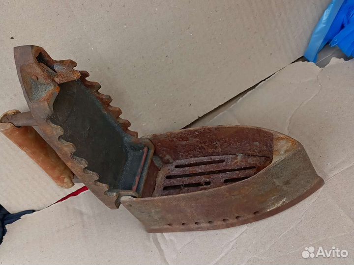 Старый утюг