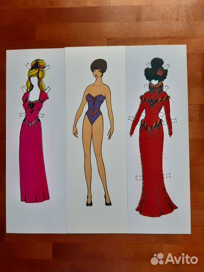 Бумажная кукла Алиса и 14 моделей одежды для нее