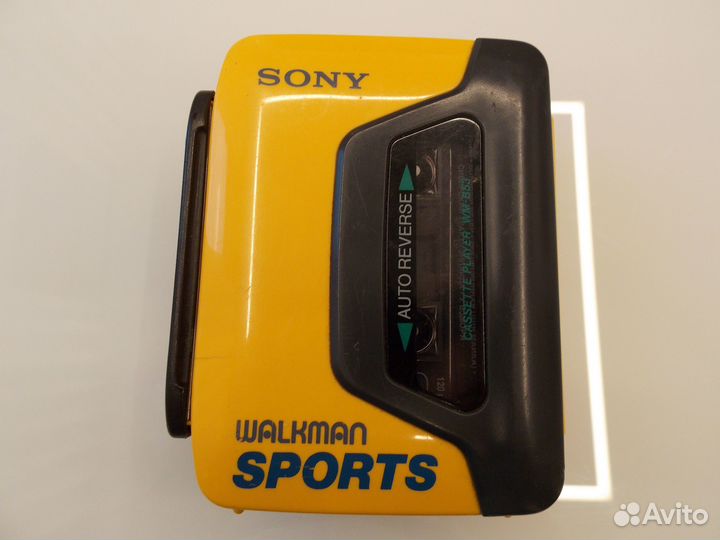 Кассетный плеер Sony Walkman Sports WM-B53