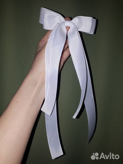 Белый бант