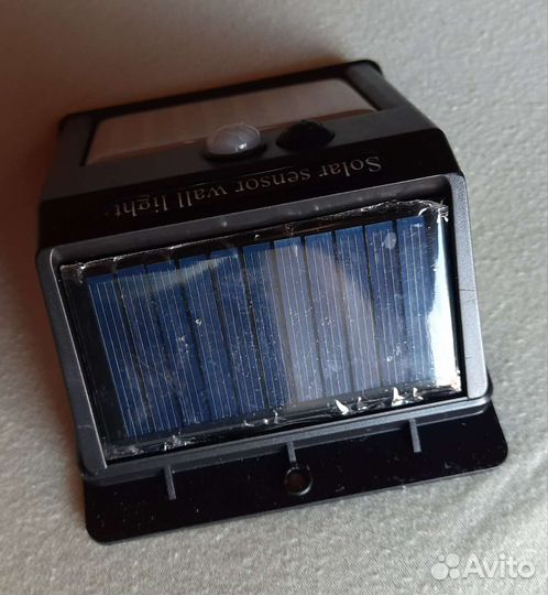 Светодиодный светильник на солнечных батареях