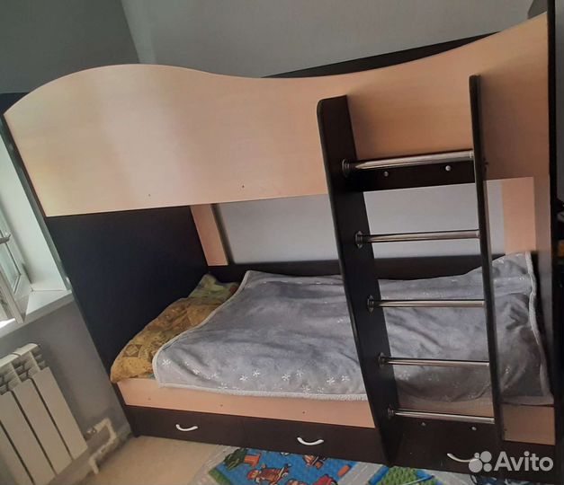 Двухъярусная кровать бу