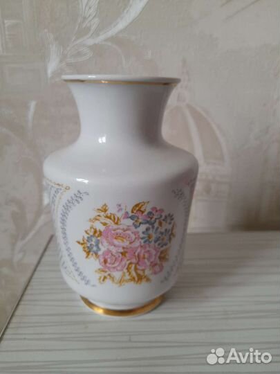 Ваза фарфоровая СССР