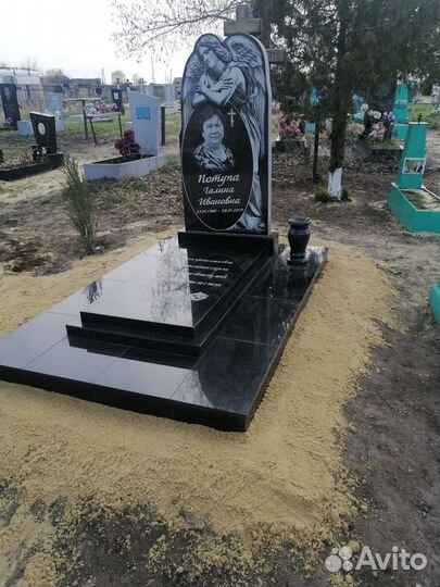 Памятники из гранита и мрамора