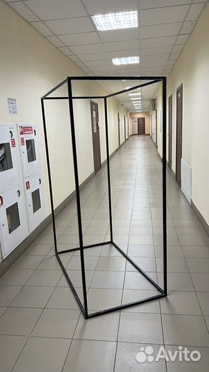 Рейл для одежды