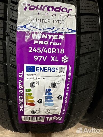 Tourador Winter Pro TSU1 245/40 R18 98V