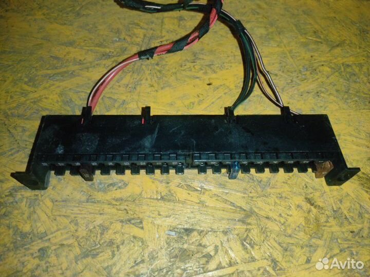 Блок предохранителей Volkswagen Crafter 2E BJK