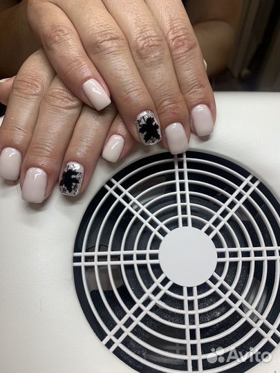 Наращивание ногтей