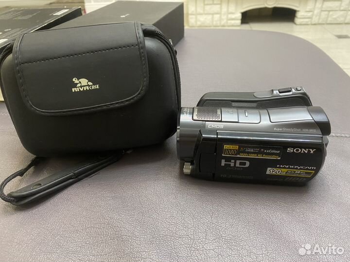Видеокамера Sony HDR-SR12E