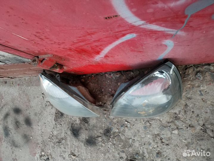 Фара левая на renault symbol