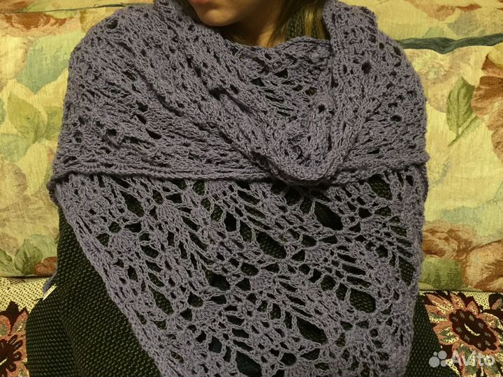 Палантин сиреневый, ручная работа