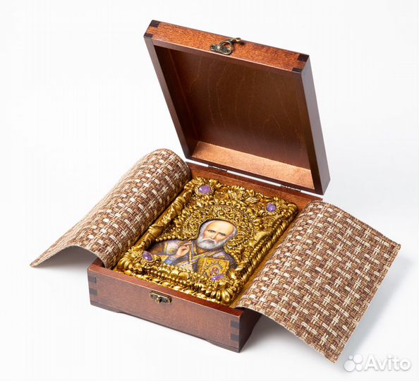 Икона Николай Чудотворец. Дерево, аметисты