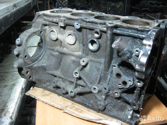 Блок цилиндров Nissan Primera P10 (1990–1996)
