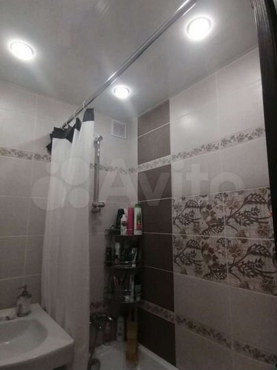 4-к. квартира, 70 м², 4/9 эт.