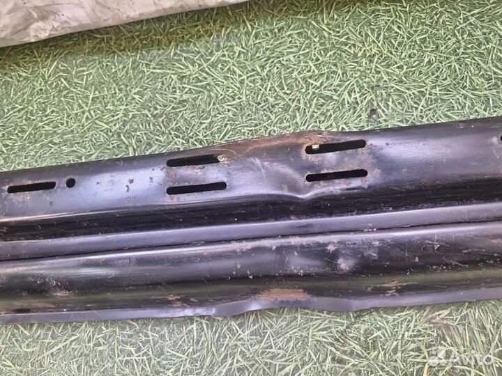 BMW X5 E53 усилитель заднего бампера