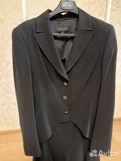 Костюм пиджак юбка Escada
