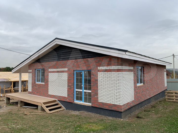 Дом 105 м² на участке 5,5 сот.