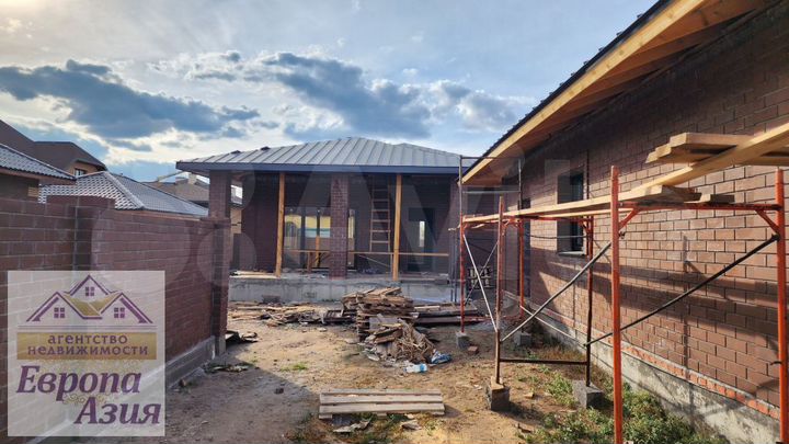 Коттедж 125 м² на участке 6 сот.