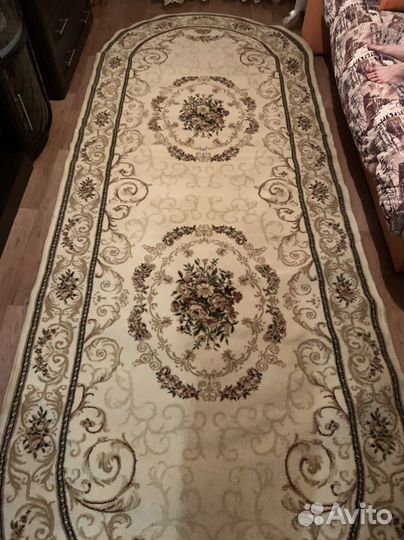 Ковры и паласы бу 4м на 1,5 м