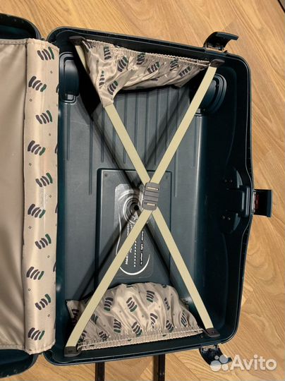 Чемодан на колесах Samsonite