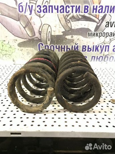 Пружина передняя Suzuki Grand Vitara