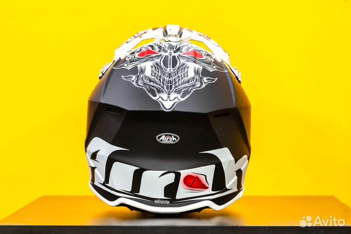 Кроссовый шлем Airoh Wraap Beast Matt