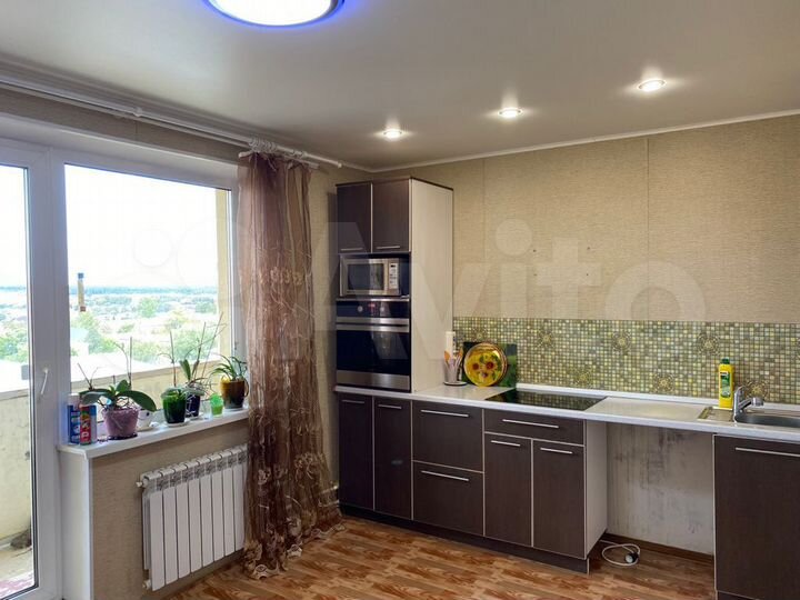 2-к. квартира, 63 м², 5/5 эт.