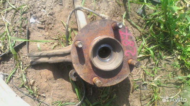 Кулак поворотный для Ниссан Альмера 16