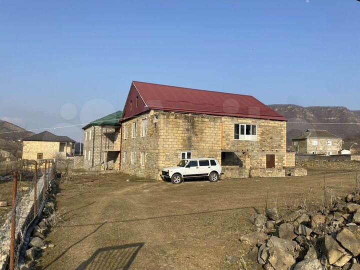 Дом 290 м² на участке 9 сот.