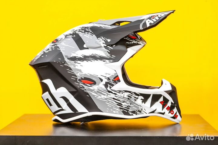 Кроссовый шлем Airoh Wraap Demon Matt