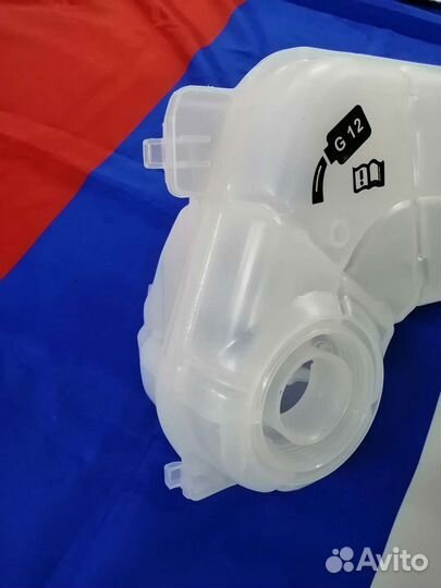 Расширительный бачок Ауди А4 Б6, Б7, А6 С5, Passat