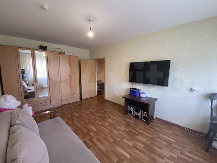 2-к. квартира, 62 м², 3/10 эт.