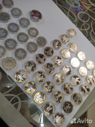 Сувенирные монеты 6 euro