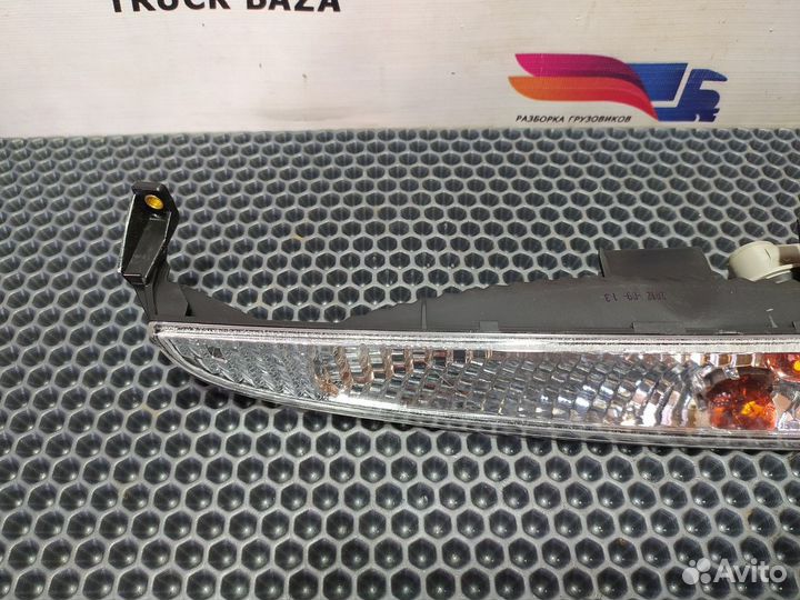 Указатель поворота правый Mercedes-Benz Axor