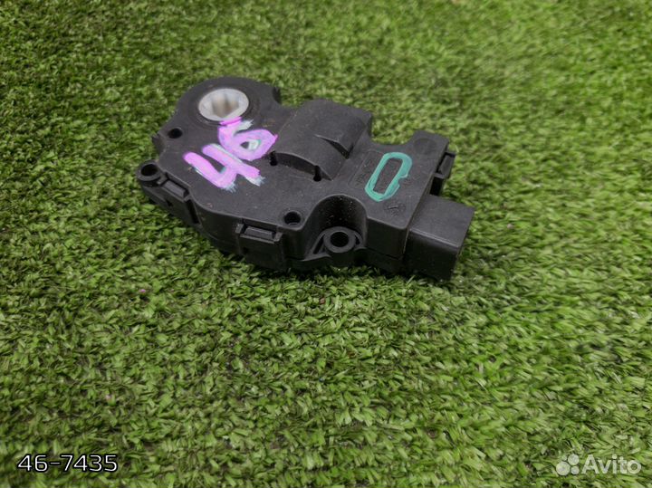 Сервопривод заслонки печки BMW E91 (E90)