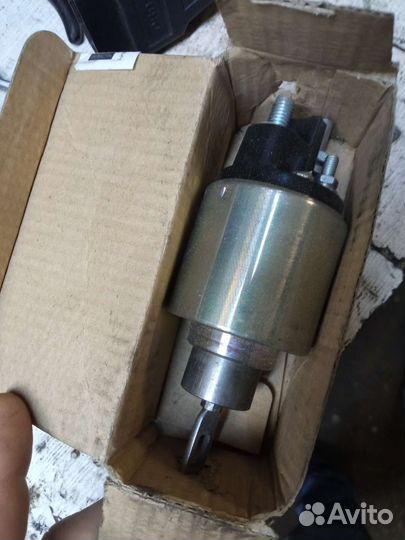 Втягивающее реле стартера рено