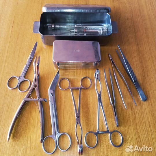 Медицинский инструмент СССР, шприцы, пинцет