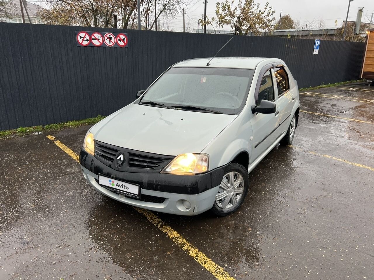 Renault Logan: фото владельца